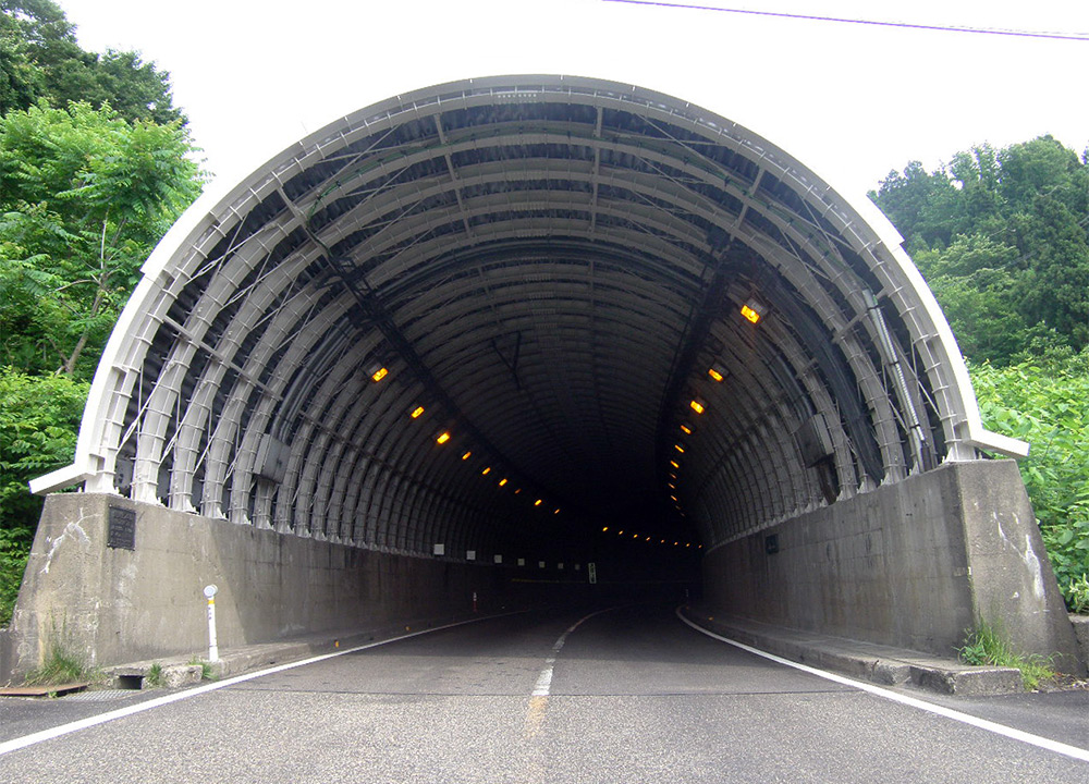 儀明峠トンネルSS鉄骨（上越市）のイメージ画像